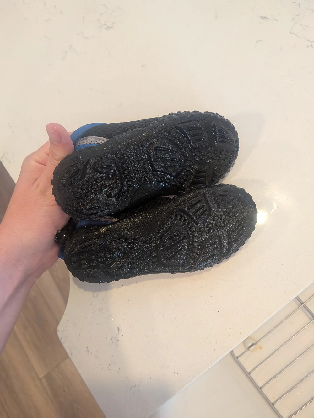 Kids Water Shoes in Blue 8/9